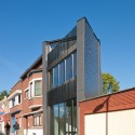 Office AST 77 + Apartment / AST 77 © Marcel Van Coile