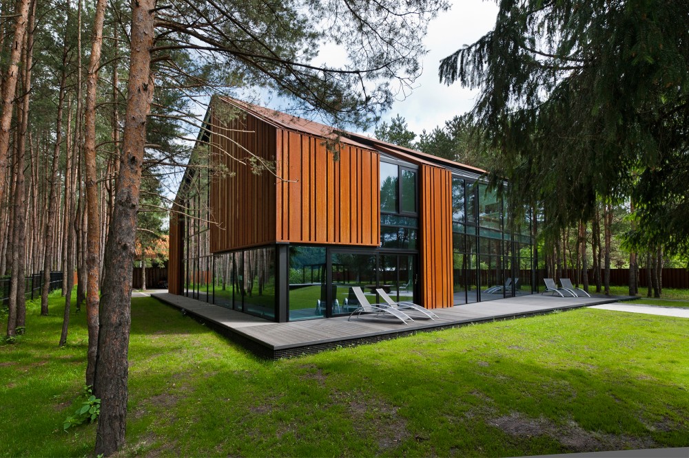 An Autograph Among the Pine Trees / Studija Archispektras