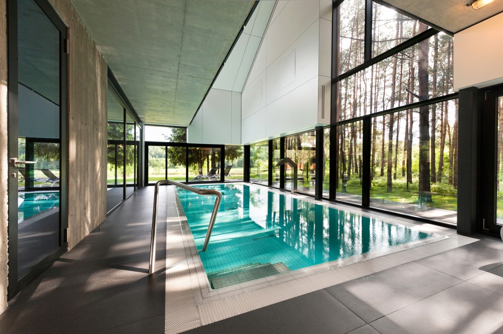 An Autograph Among the Pine Trees / Studija Archispektras