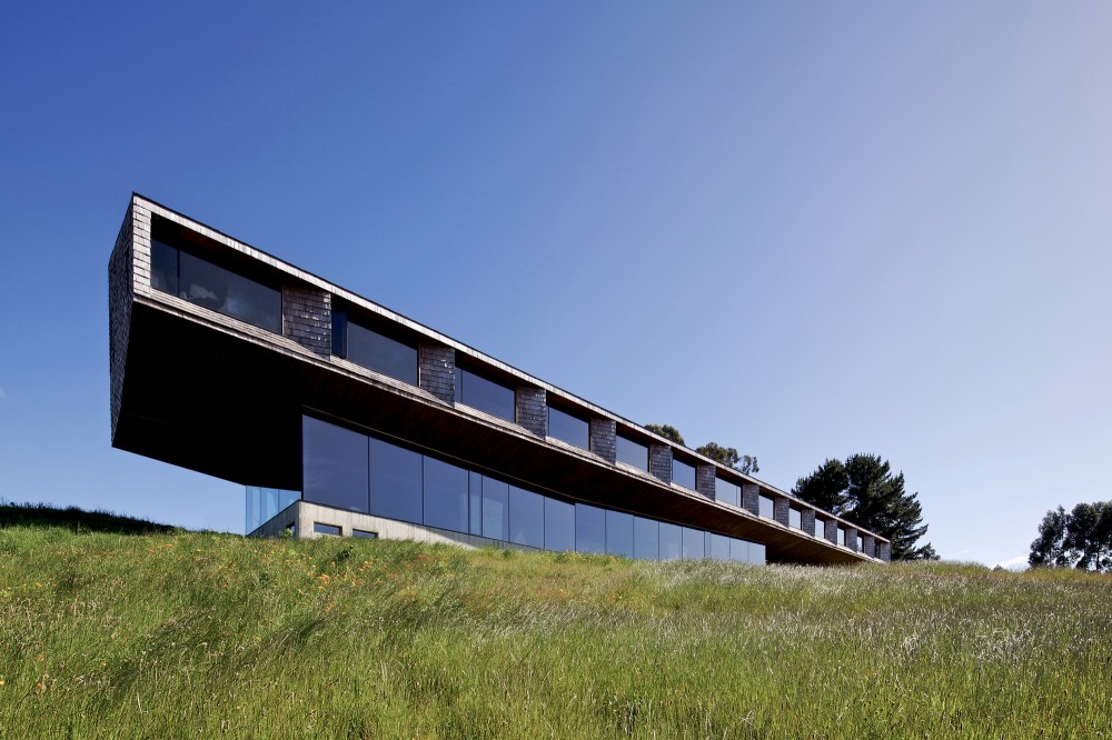 Refugia Hotel / Mobil Arquitectos