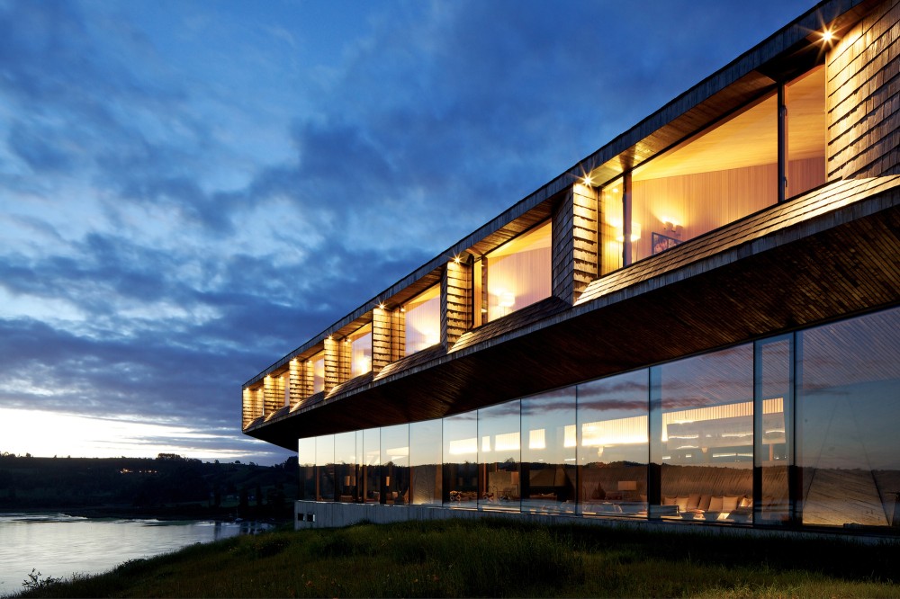 Refugia Hotel / Mobil Arquitectos