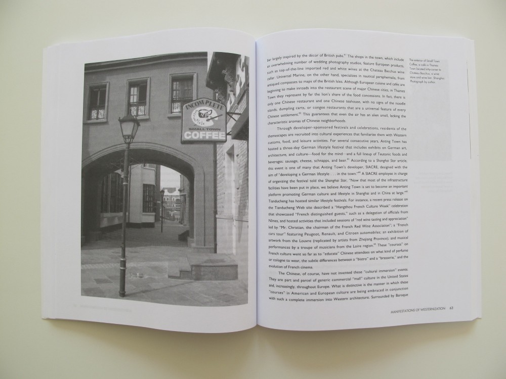 Original Copies: Architectural Mimicry in Contemporary China / Bianca Bosker
