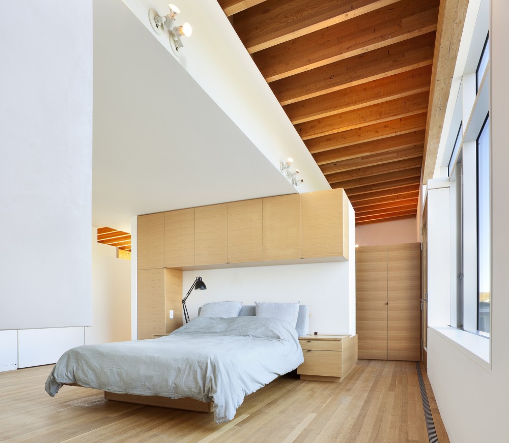 Meadow House / Ian MacDonald Architect