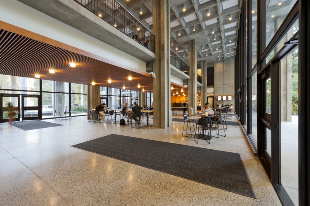 McHenry Library / Boora Architects