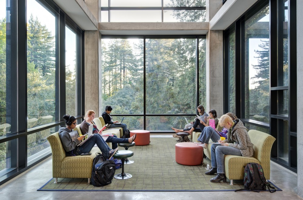 McHenry Library / Boora Architects
