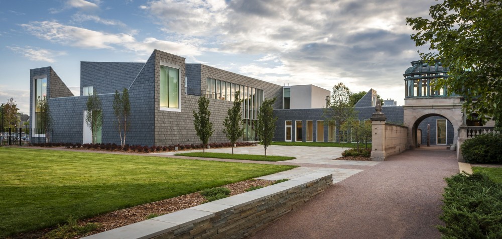 Nelson Cultural Center / HGA