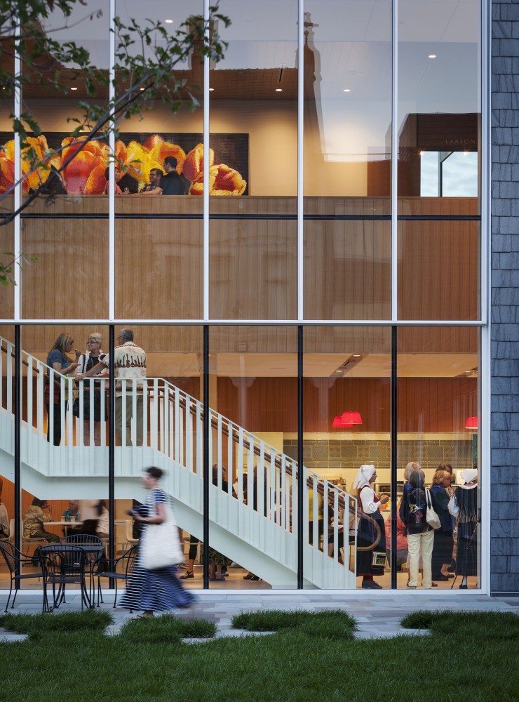 Nelson Cultural Center / HGA