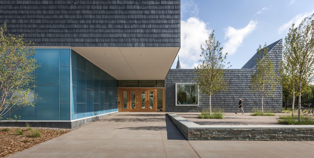 Nelson Cultural Center / HGA
