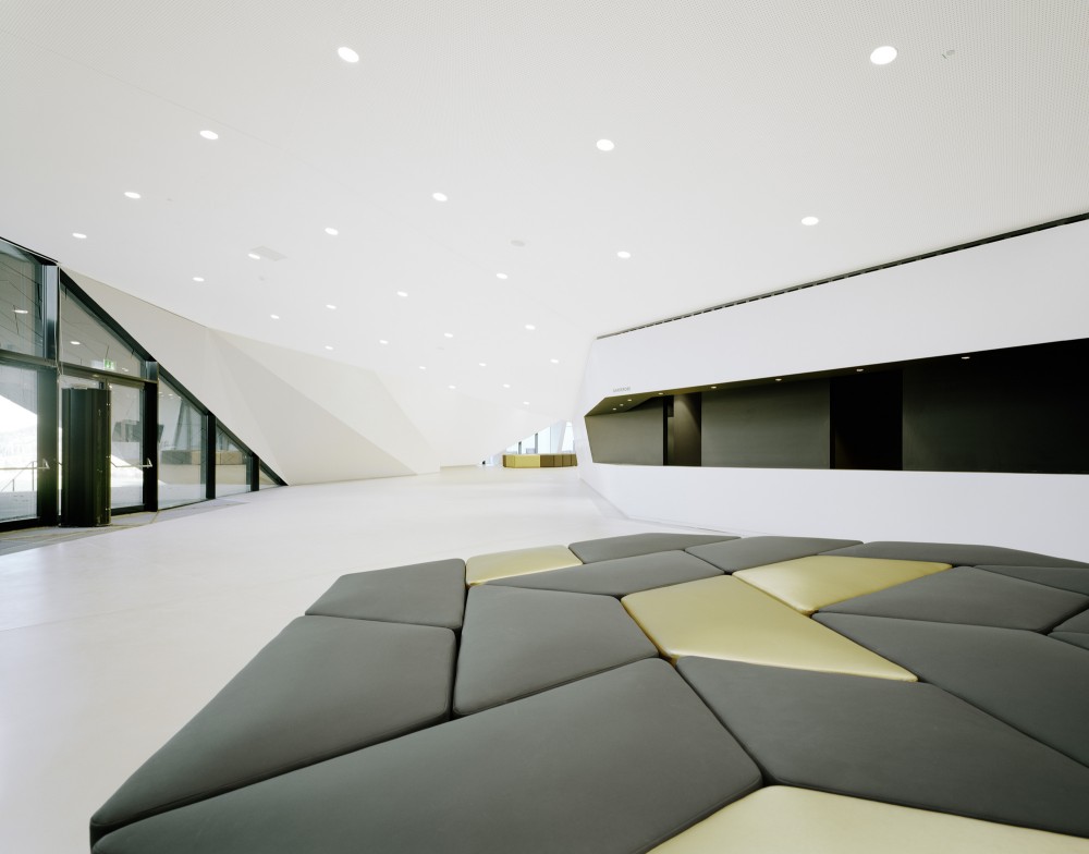 Festival Hall in Erl / Delugan Meissl Associated Architects
