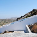 Summer House in Naxos / Ioannis Baltogiannis, Phoebe Giannisi, Zissis Kotionis, Katerina Kritou and Nikolaos Platsas Courtesy of Katerina Kritou & Nikolaos Platsas