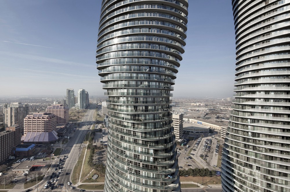 Absolute Towers / MAD Architects