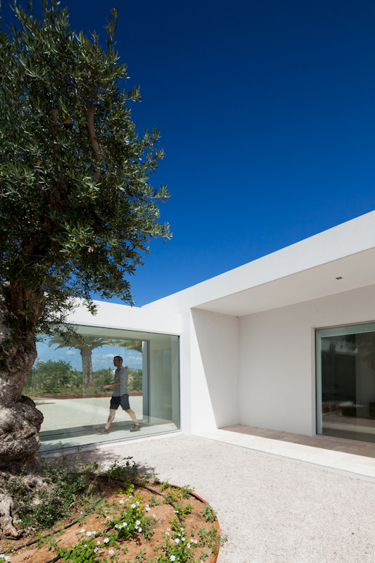 House in Tavira / Vitor Vilhena Architects