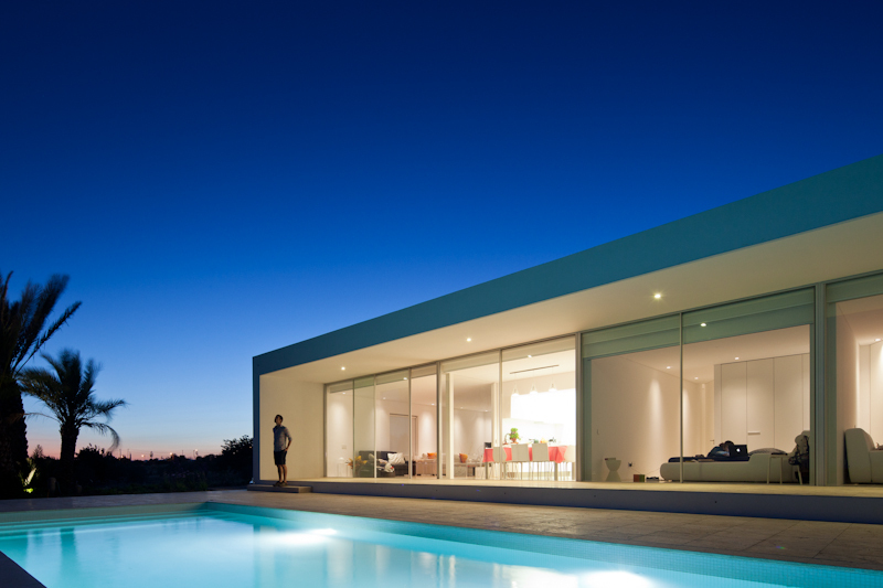 House in Tavira / Vitor Vilhena Architects