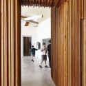 Knox Innovation Opportunity and Sustainability Centre / Woods Bagot © Peter Bennetts