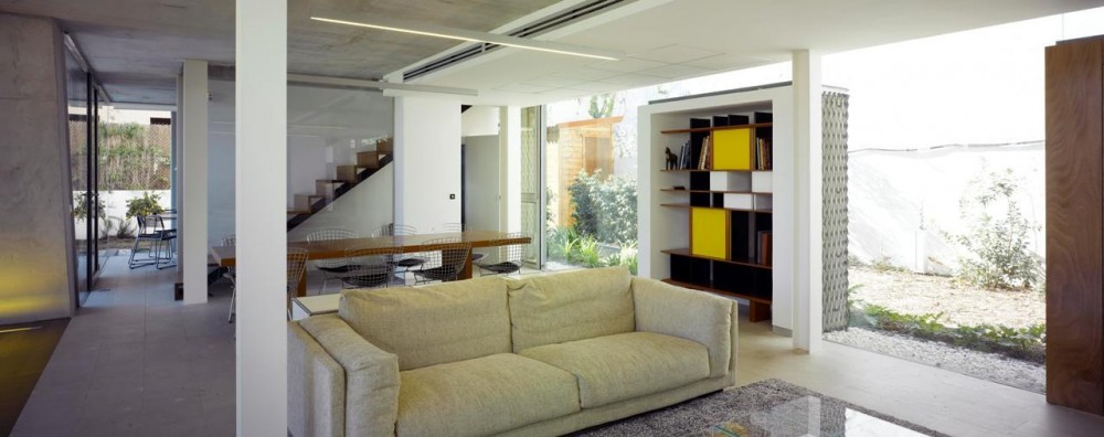 Garden House / Joaquín Alvado Bañón