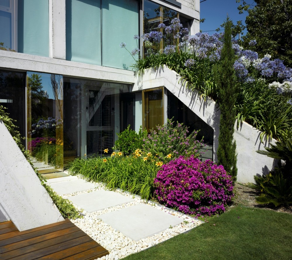 Garden House / Joaquín Alvado Bañón