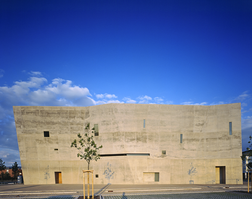 Double Church for Two Faiths / Kister Scheithauer Gross Architects And Urban Planners