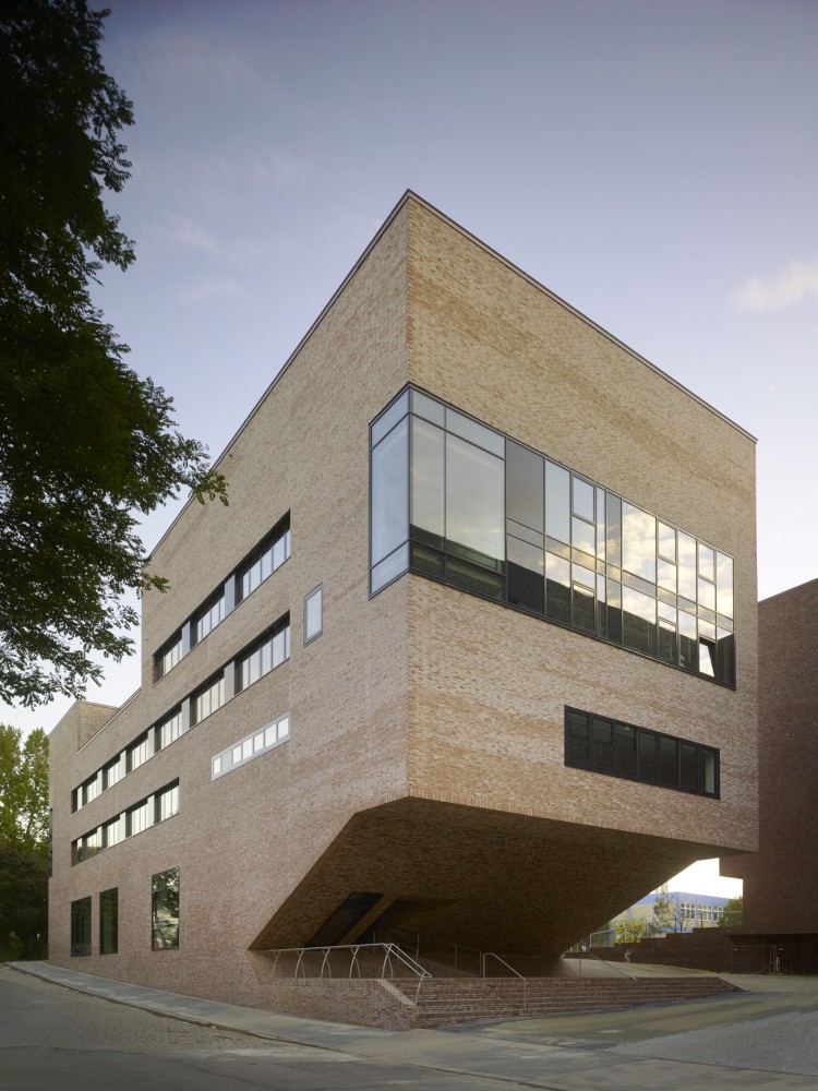 Bremerhaven University House T / Kister Scheithauer Gross Architects And Urban Planners + Architekten BDA Feldschnieders