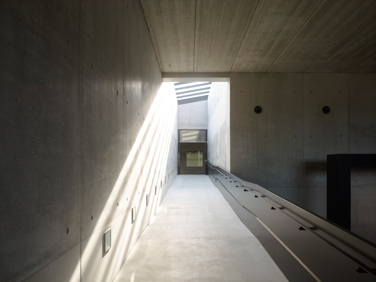 A Space Shuttle for Bremen / Kister Scheithauer Gross Architects + Architekten BDA Feldschnieders + Kister
