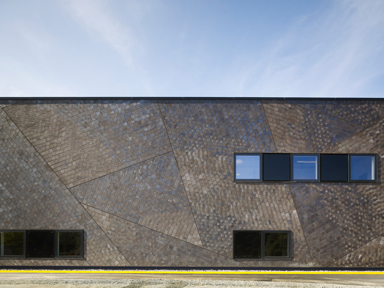 A Space Shuttle for Bremen / Kister Scheithauer Gross Architects + Architekten BDA Feldschnieders + Kister