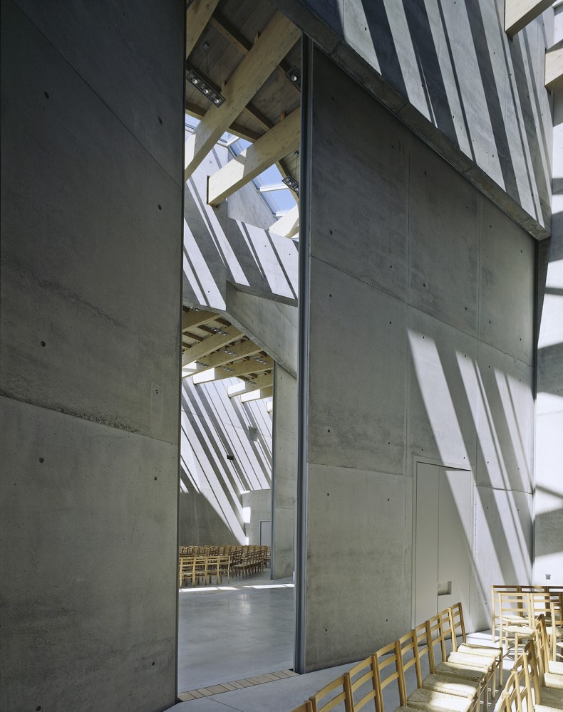 Double Church for Two Faiths / Kister Scheithauer Gross Architects And Urban Planners