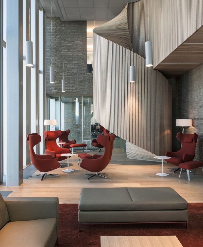 DNB Bank Headquarters / MVRDV