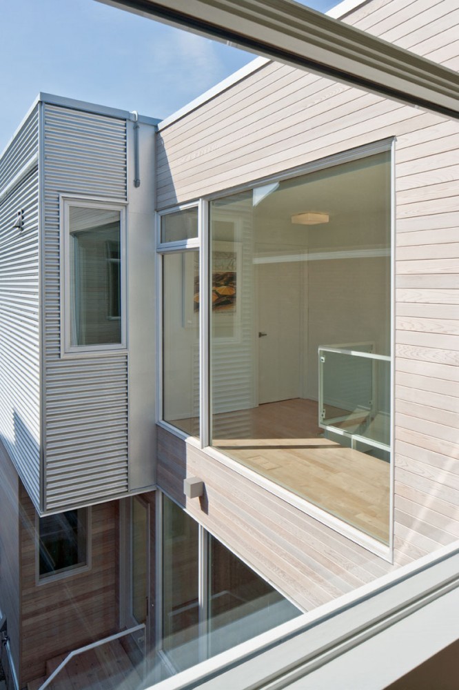 Hintonburg Home / Rick Shean