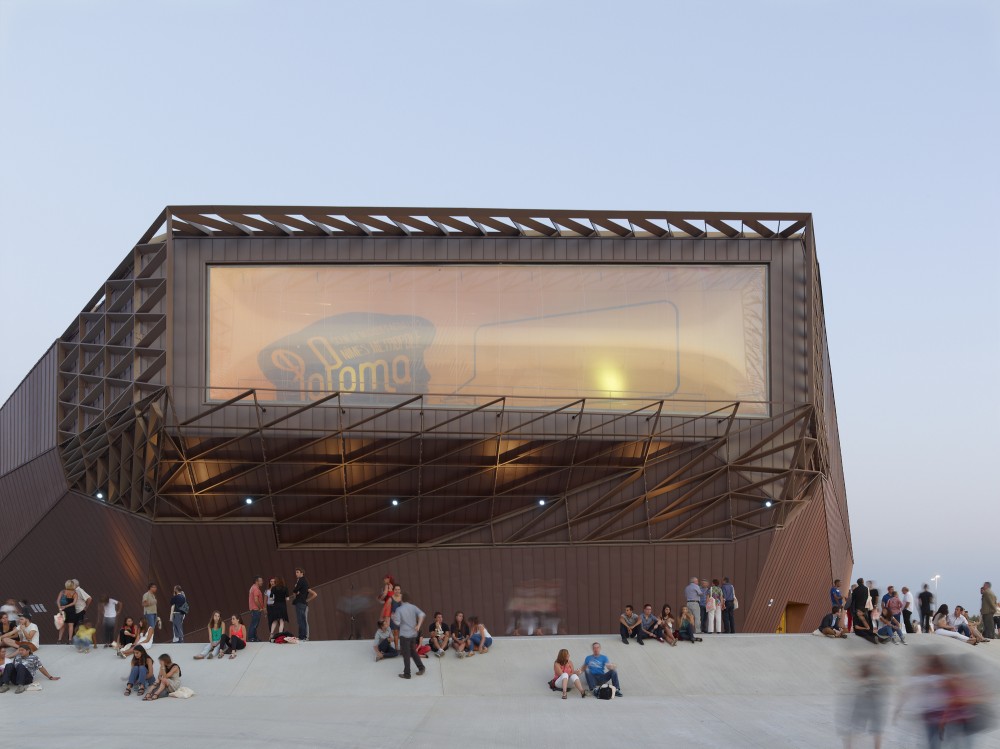 Paloma / Tetrarc Architects