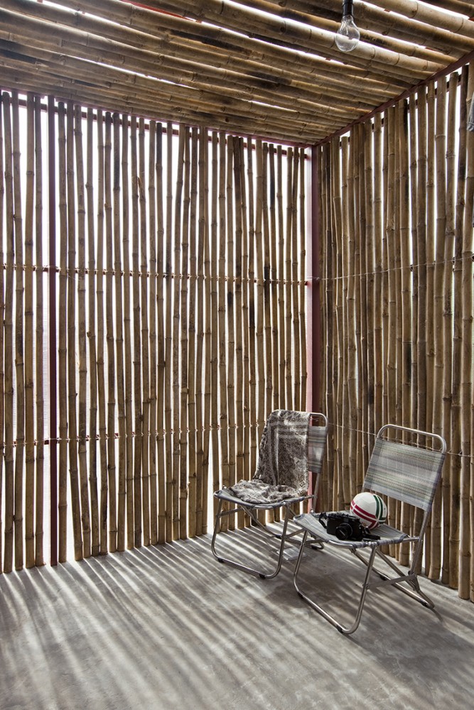 Low Cost House / Vo Trong Nghia Architects
