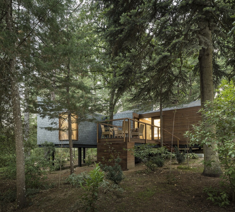 Pedras Salgadas Eco-Resort / Luís Rebelo de Andrade & Diogo Aguiar