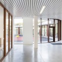 Complex School in Bobigny / Mikou Design Studio Complex School in Bobigny / Mikou Design Studio © Florian Kleinfenn