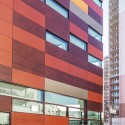 Complex School in Bobigny / Mikou Design Studio Complex School in Bobigny / Mikou Design Studio © Florian Kleinfenn