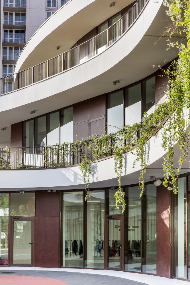 Complex School in Bobigny / Mikou Design Studio
