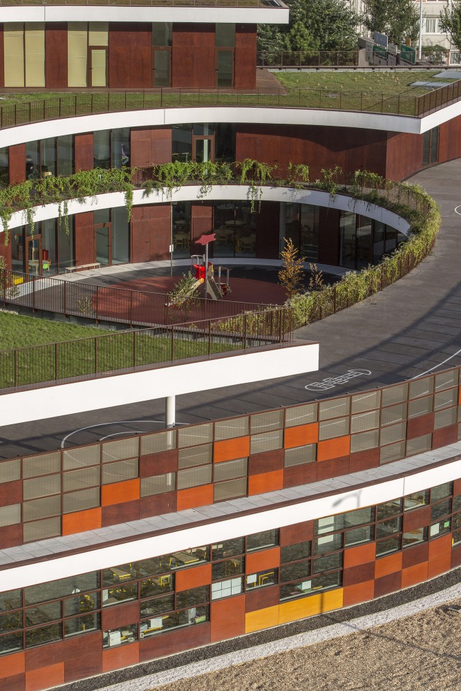 Complex School in Bobigny / Mikou Design Studio