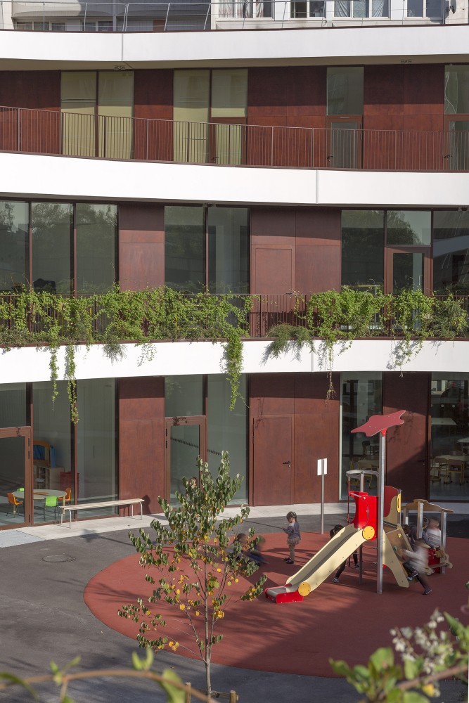 Complex School in Bobigny / Mikou Design Studio