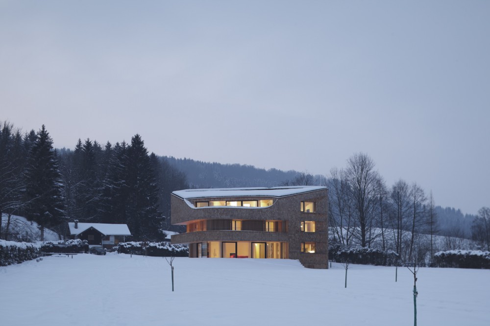 House E4 / Bembé Dellinger Architekten