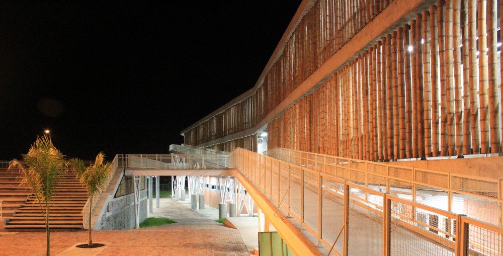 Educational Institute La Samaria / Campuzano Arquitectos