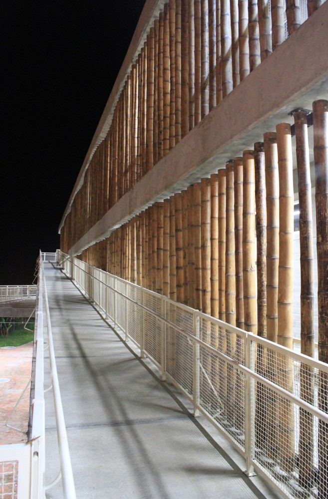 Educational Institute La Samaria / Campuzano Arquitectos