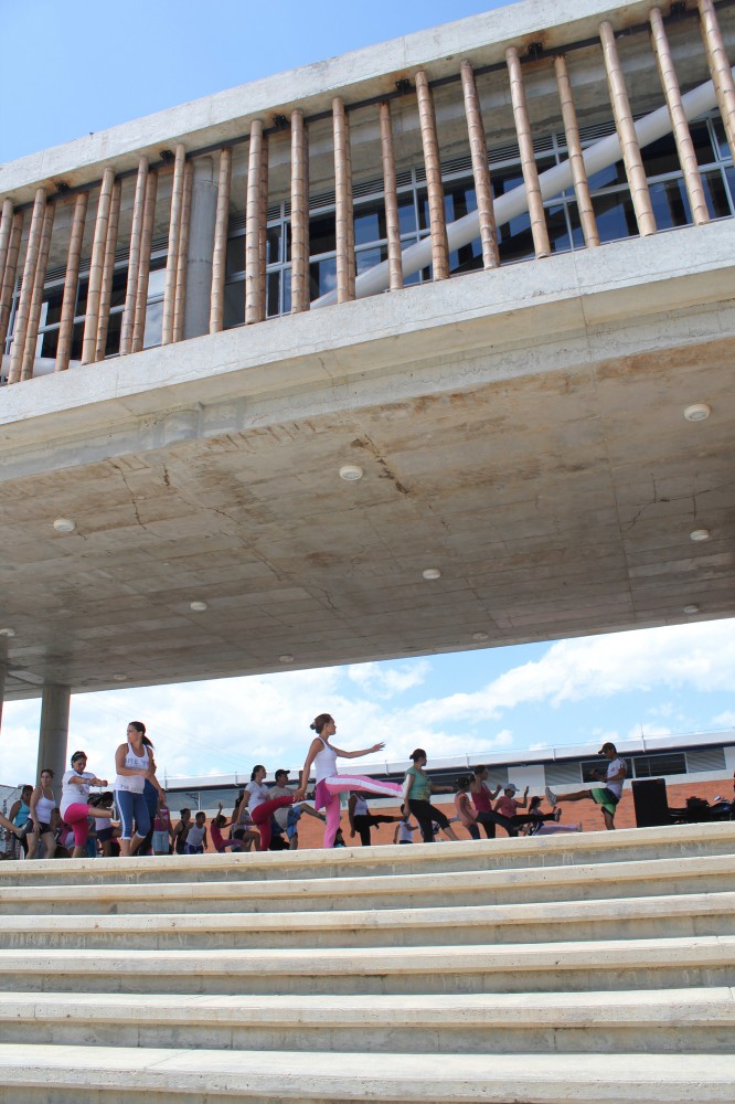 Educational Institute La Samaria / Campuzano Arquitectos