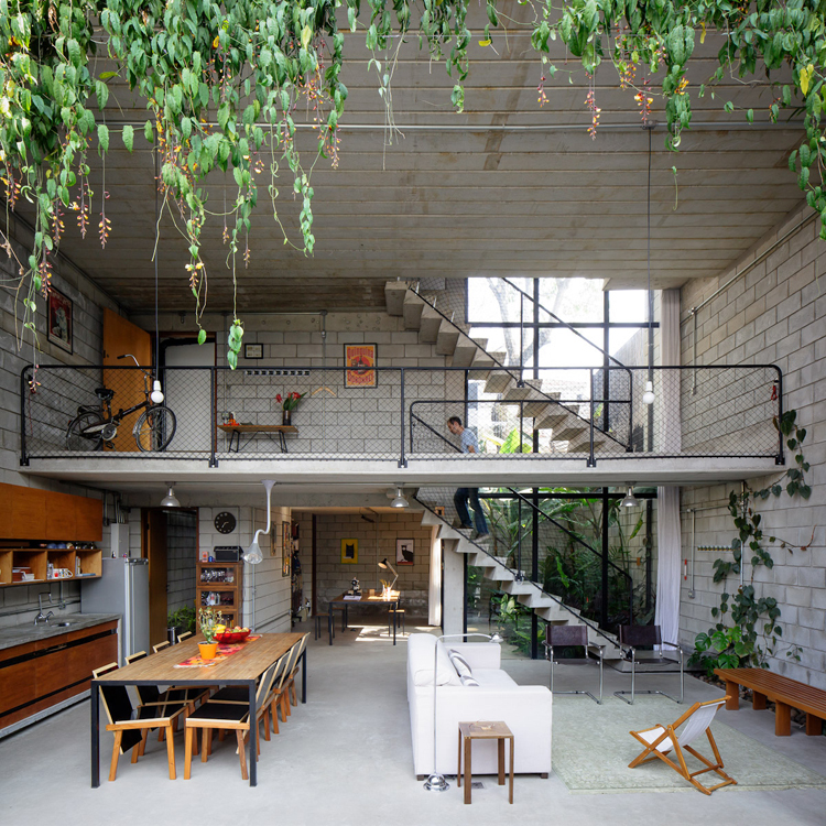 Maracanã House / Terra e Tuma Arquitetos Associados