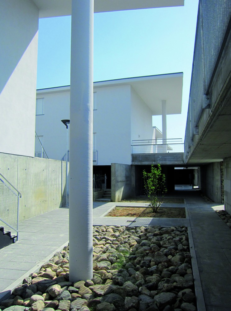 Affordable Housing in Prato  / studiostudio architettiurbanisti