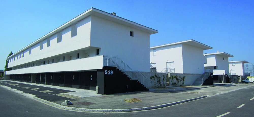 Affordable Housing in Prato  / studiostudio architettiurbanisti