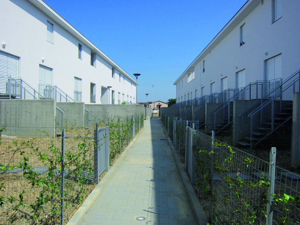 Affordable Housing in Prato  / studiostudio architettiurbanisti