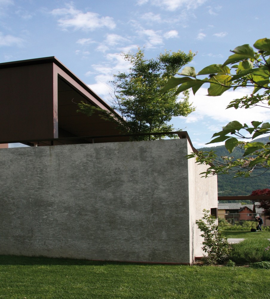 DMB House / act_romegialli