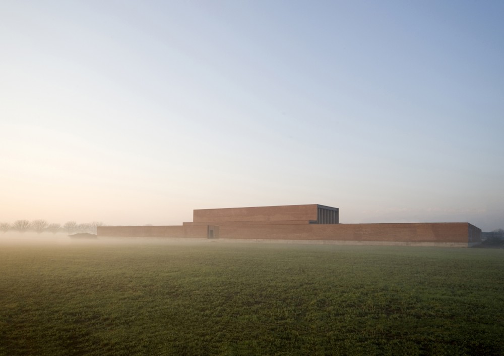 Crematory In Parma / Studio Zermani e Associati