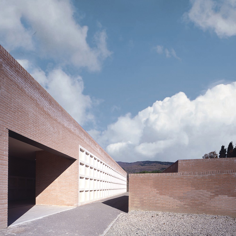 Sansepolcro Cemetery / Studio Zermani e Associati