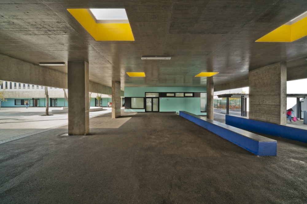 Secundary School EB2/3 de Salvaterra de Magos / João Lúcio Lopes
