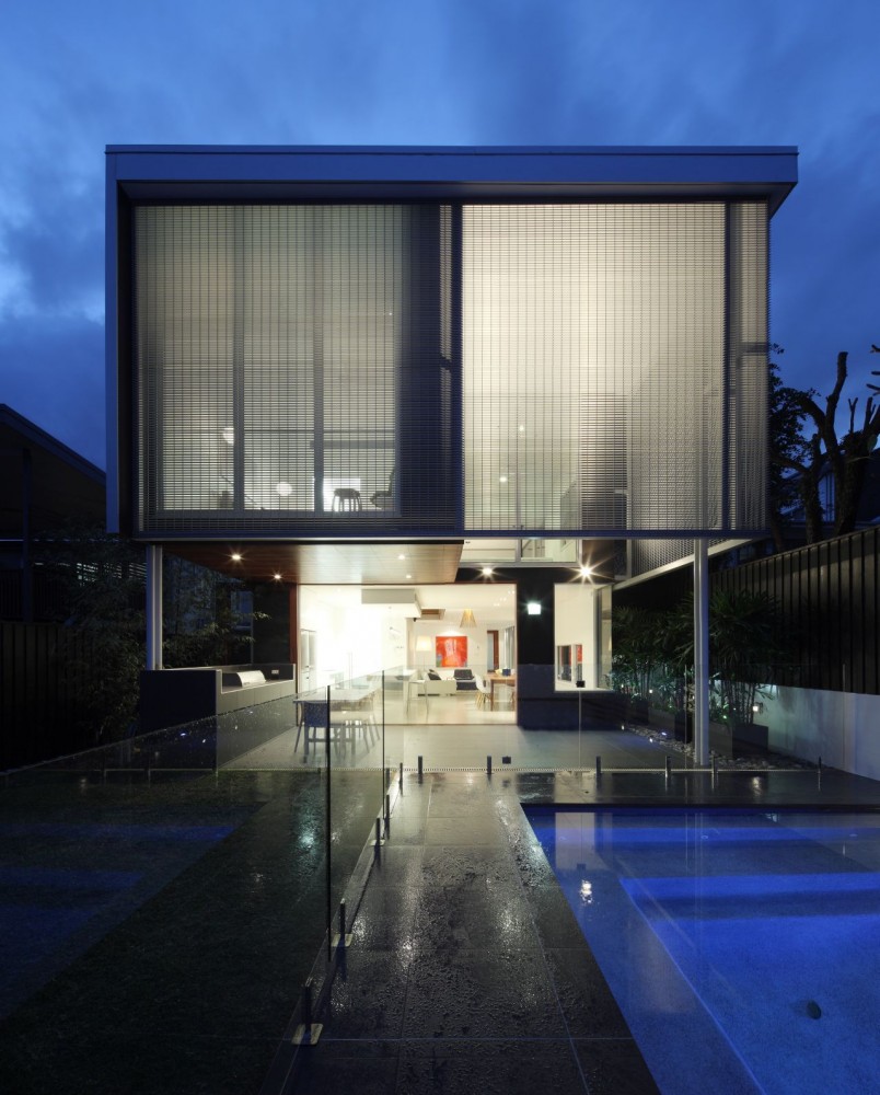105 V House / Shaun Lockyer Architects