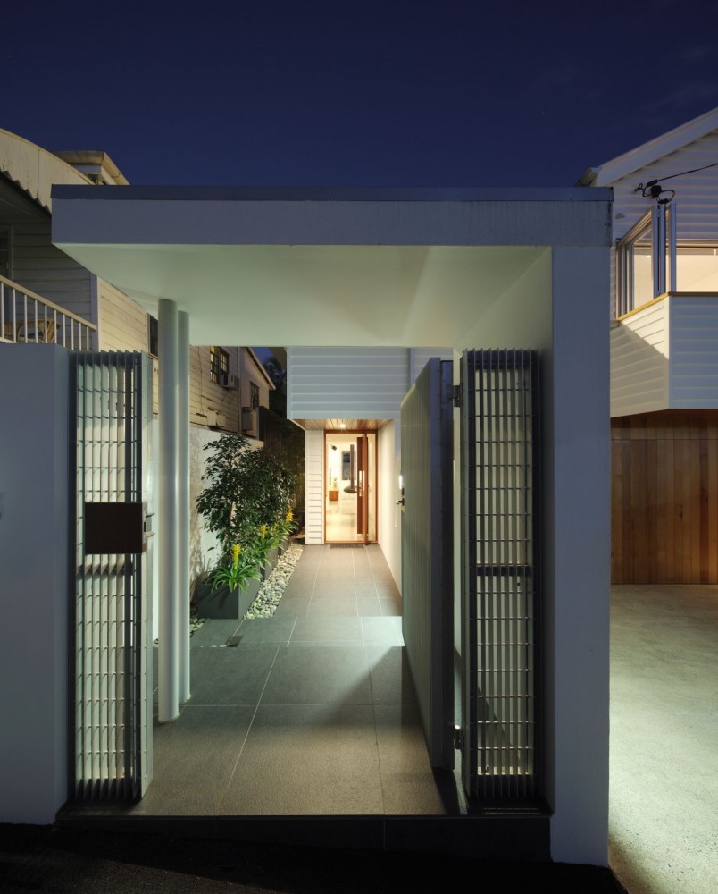 105 V House / Shaun Lockyer Architects