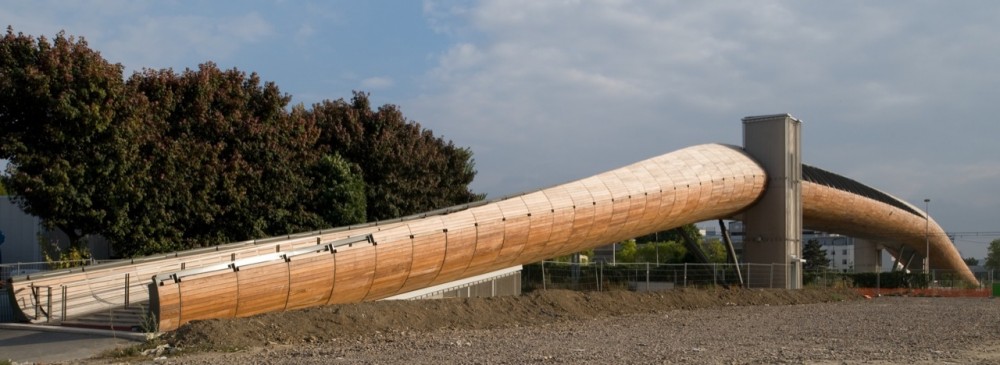 Footbridge Over the Railways / DVVD | Architectes – Designers